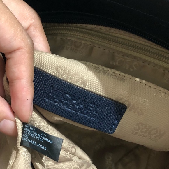 ❌SOLD❌Michael Kors jet set tote bag - Picture 5 of 7